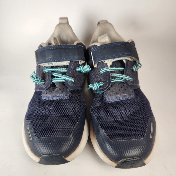 ON CLOUD Play Kids Sneakers Size 13.5 Midnight White Athletic Shoes - Picture 6 of 9